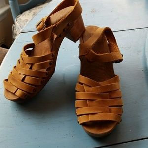 Sanita Wood Camel Sandal Clog 37